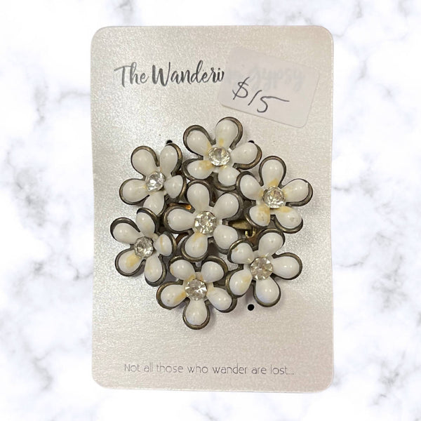White Daisy Cluster Brooch